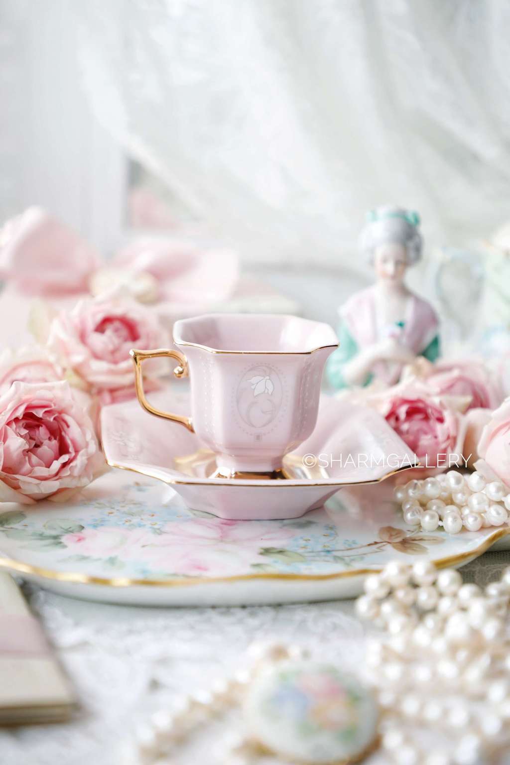 Кофейная пара «Белый цветок» Ар нуво. Чешский розовый фарфор "Haas & Czjzek".