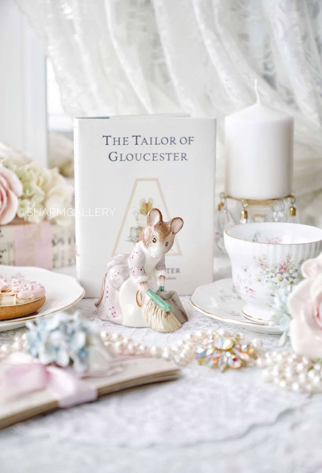 Статуэтка Мышка Hunca Munca Sweeping, Beatrix Potter, Royal Albert, Англия 1989г.