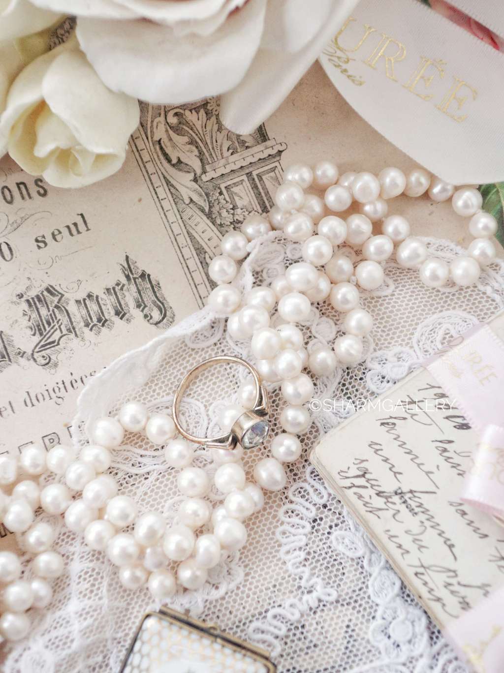 Антикварное кольцо с цирконом, серебро с позолотой 875пр., в футляре. СССР.