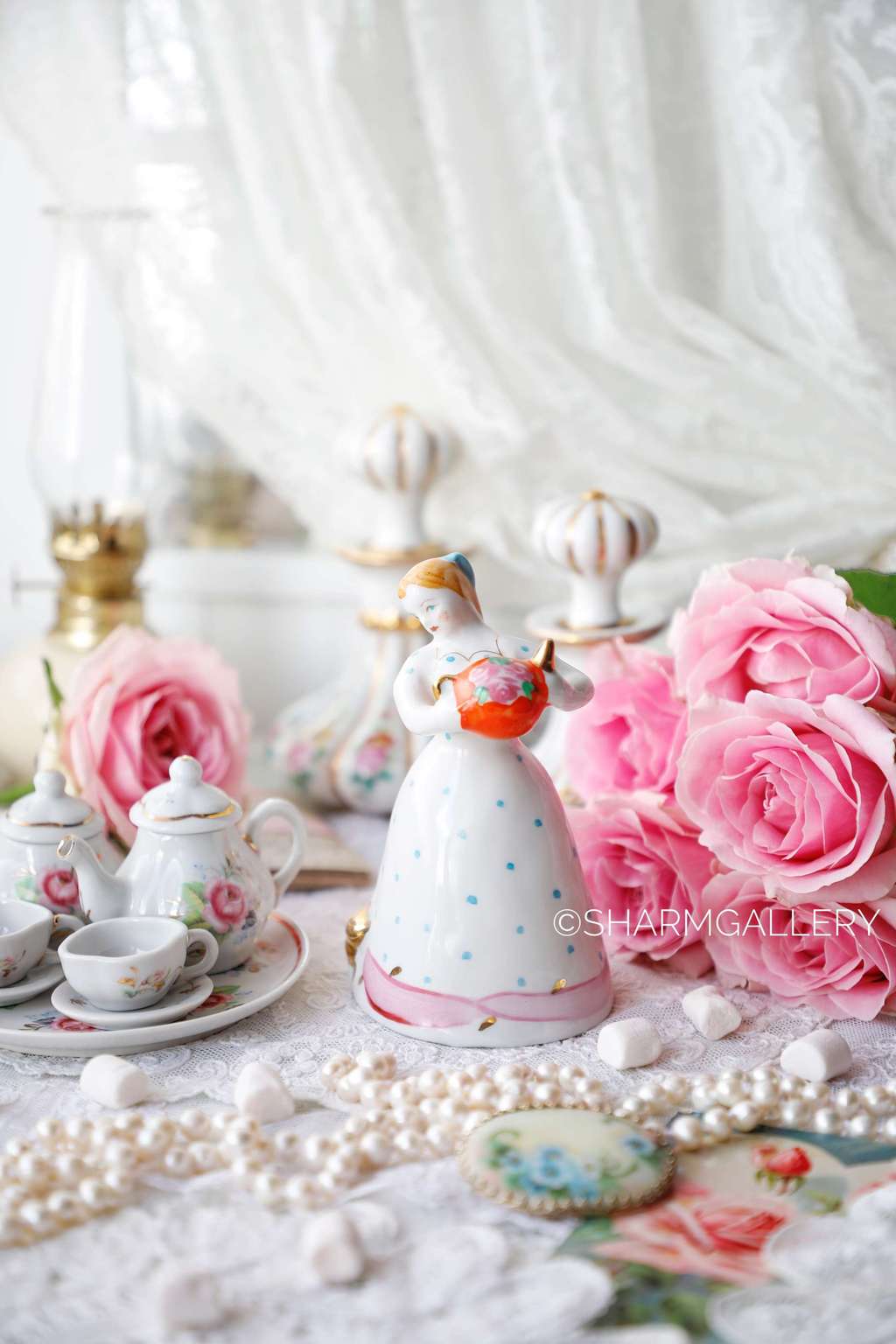 Статуэтка Девушка с чайником, фарфор, Дулево СССР. №3