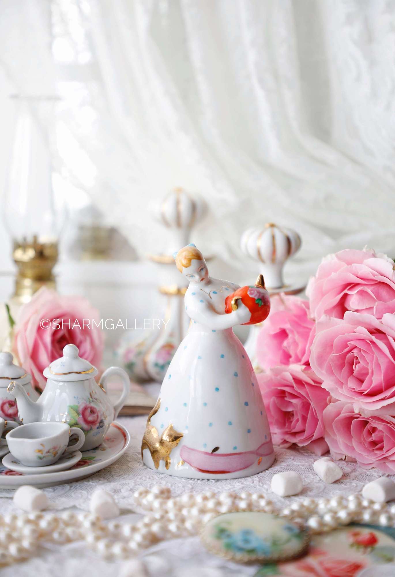 Статуэтка Девушка с чайником, фарфор, Дулево СССР. №4