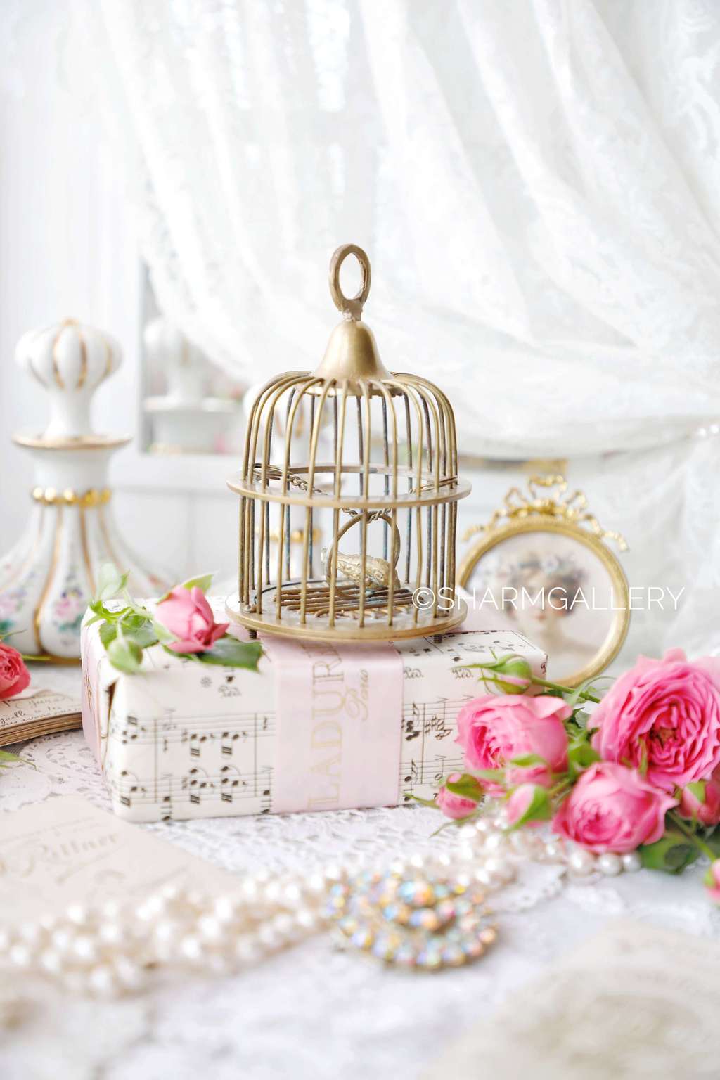 Клетка с птичкой, бронза Германия.