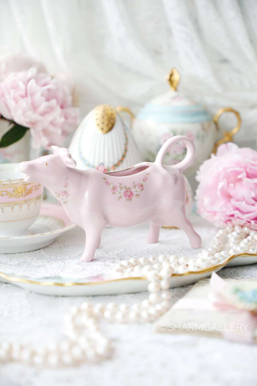 Сливочник - молочник корова/коровка 70мл., розовый фарфор Leander Чехия.