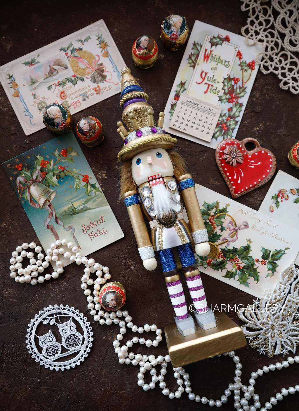 Деревянный Щелкунчик 30см.