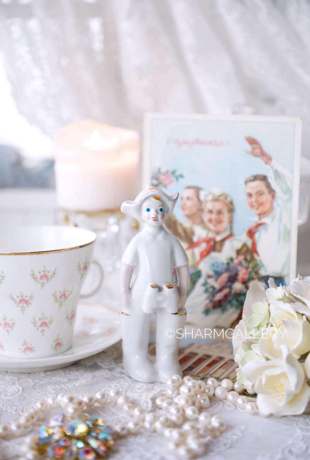 Статуэтка «Внучек»  Мальчик в буденовке с биноклем, ЗХК, фарфор Полонне, СССР.