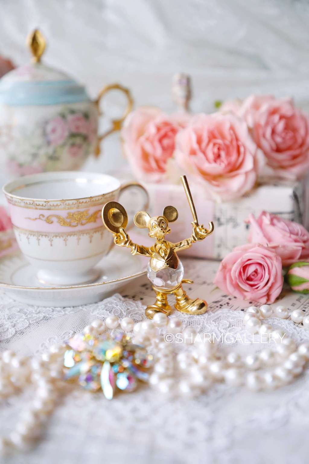 Коллекционная фигурка Микки Маус, хрусталь, позолота.