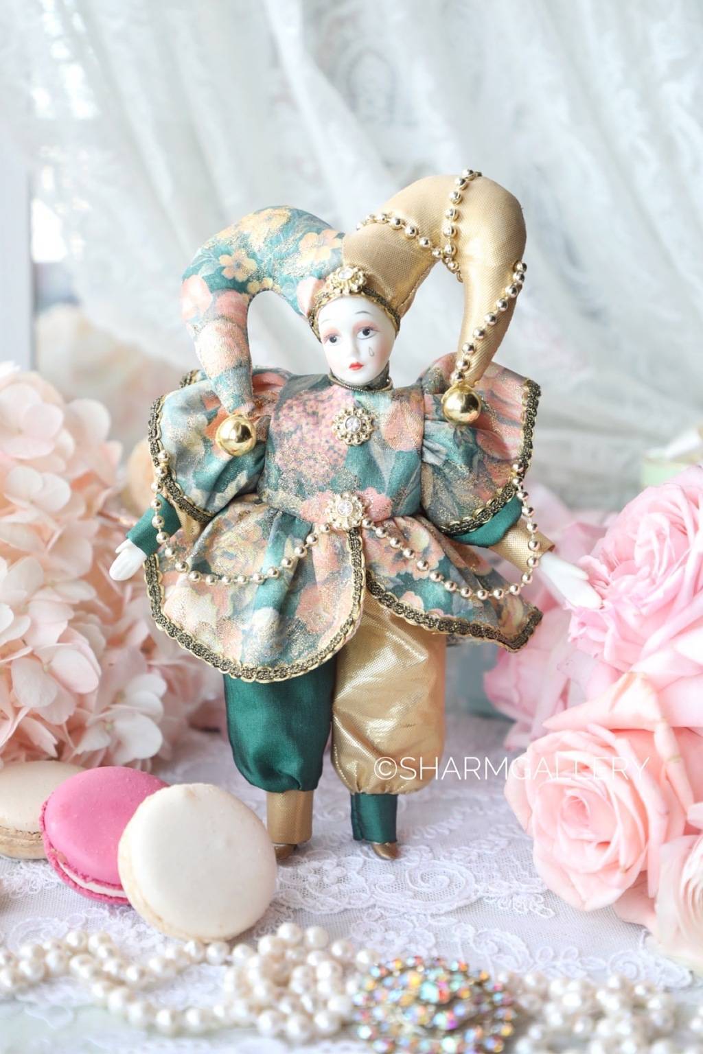 Коллекционная фарфоровая кукла Арлекин 20,5см, Remeco Collection, Англия.