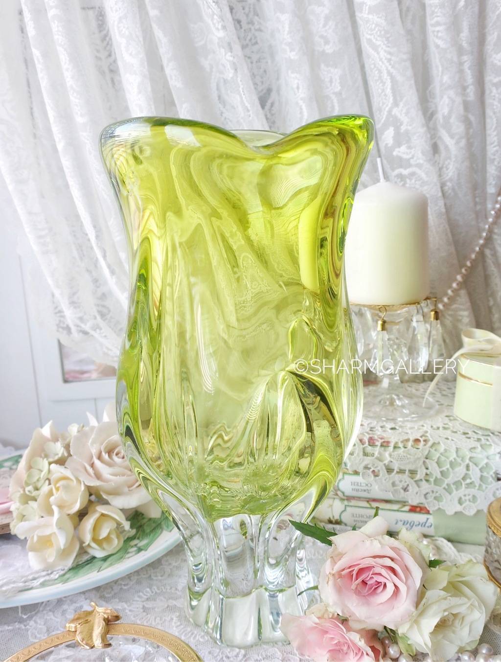 Ваза для цветов Josef Hospodka салатовое гутное стекло, Bohemia Чехословакия 1960гг.