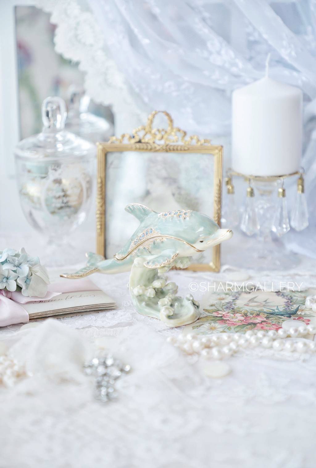 Шкатулка коллекционная «Дельфин» металл, стразы, эмаль.