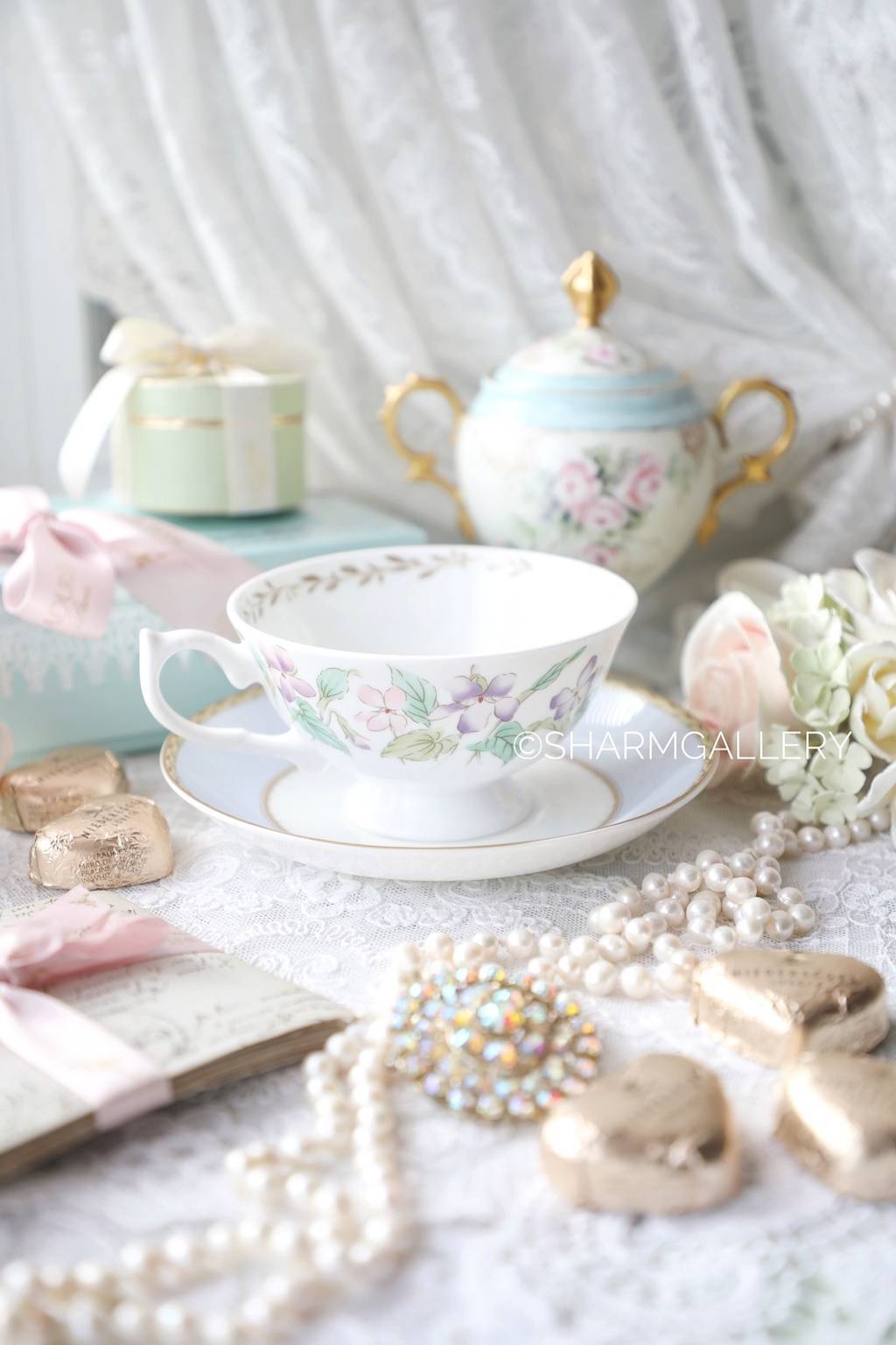 Чайная пара "Нежные цветы", Royal Heritage Porcelain, королевский фарфор Англия.