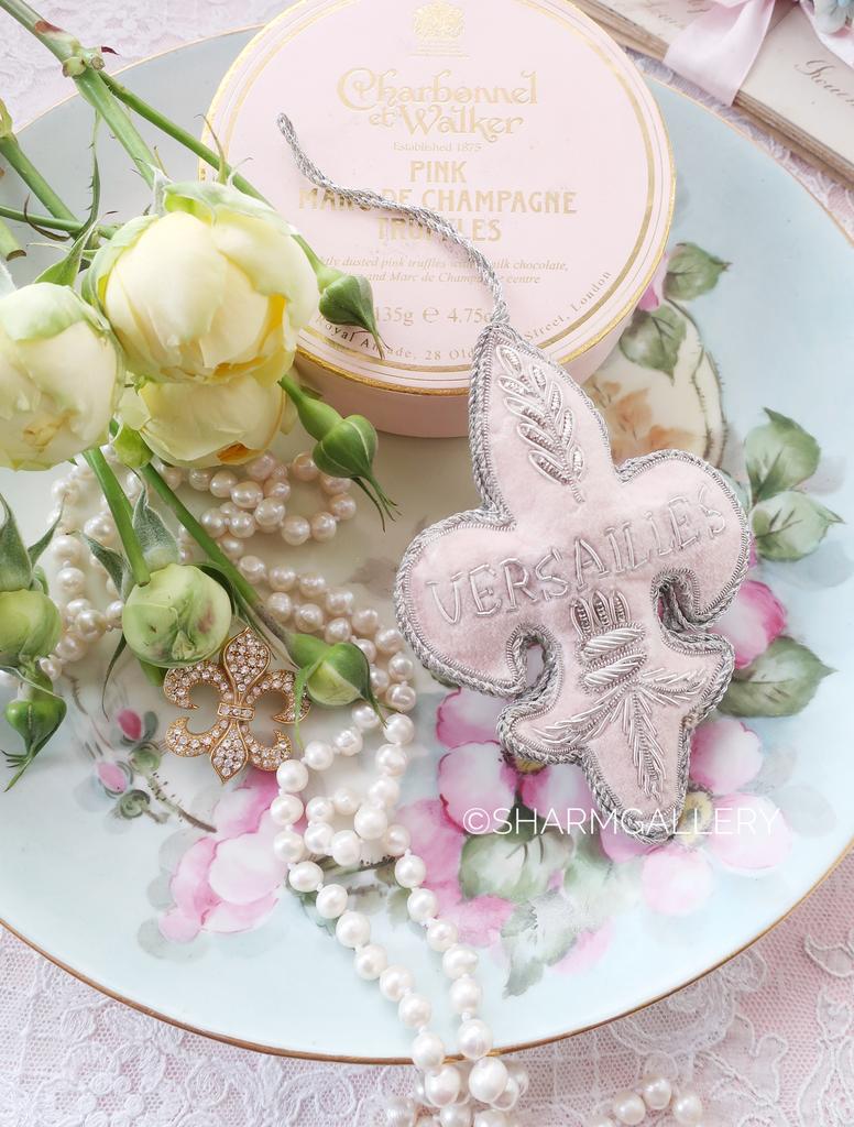 Флёр-де-Лис Версаль. Декоративная подвеска/Елочное украшение, ручная работа Франция.