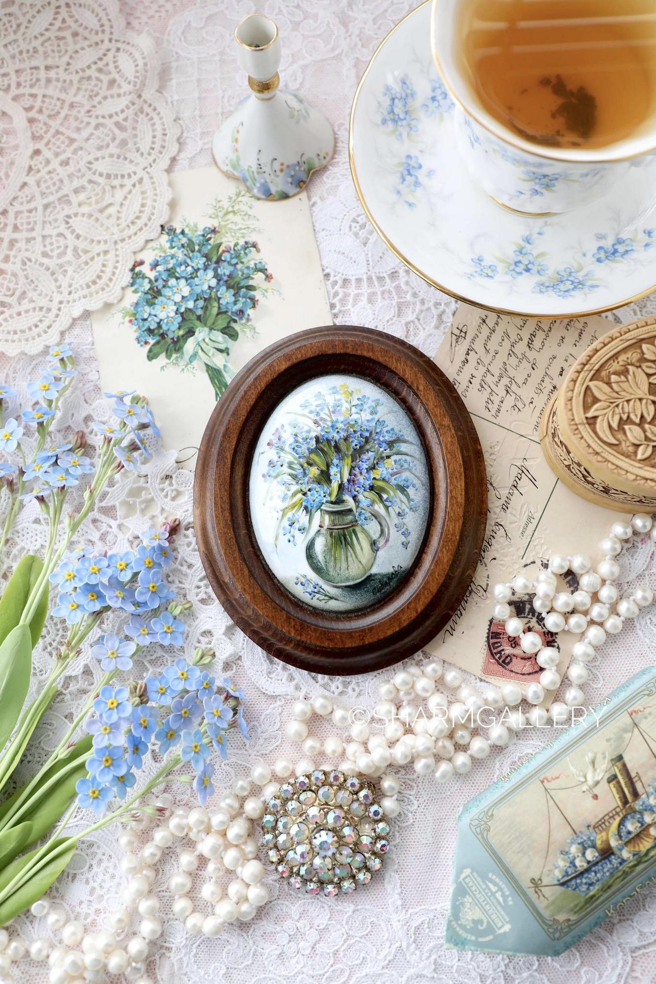 Картина «Незабудки» финифть, авторская роспись, рамка дерево.