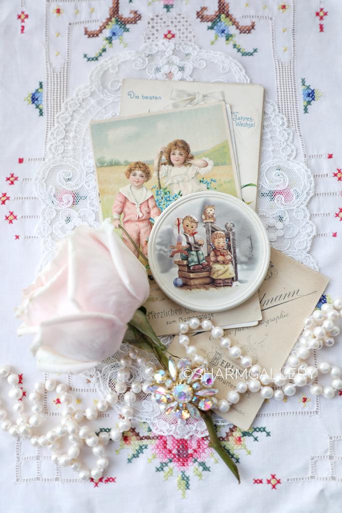 Плакетка Hummel фарфор Goebel, Германия.