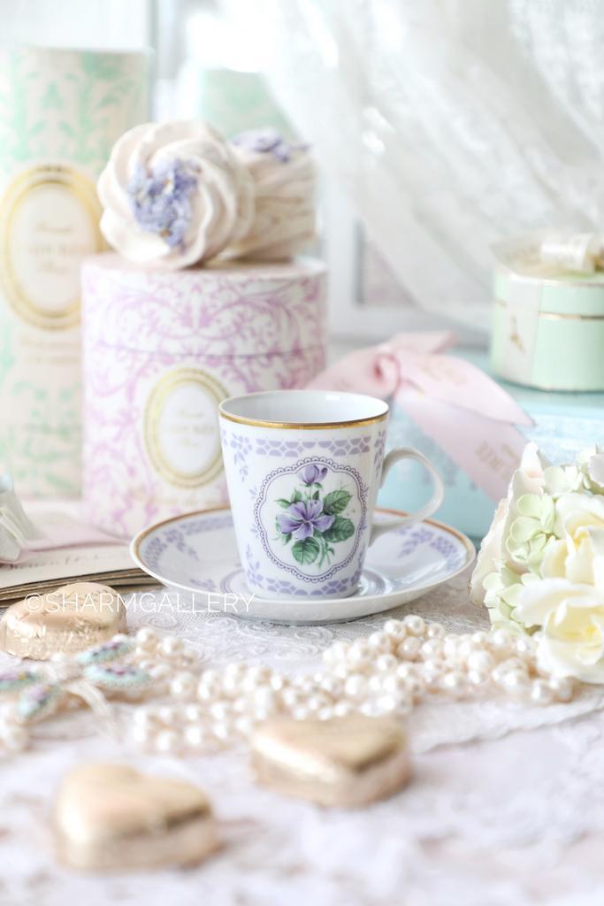 Антикварная кофейная пара "Фиалки" костяной фарфор Lichte Германия.