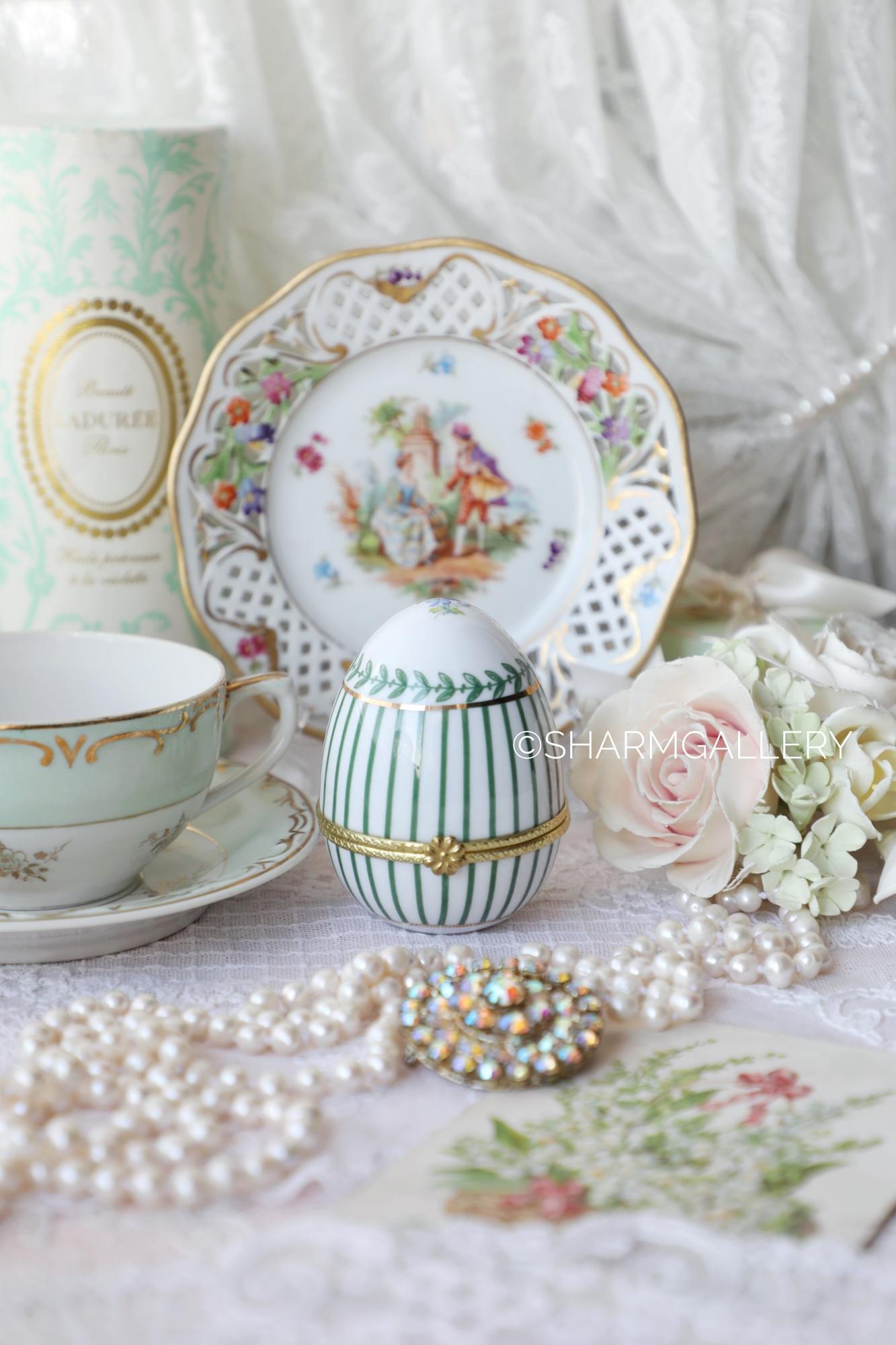 Фарфоровая шкатулка - яйцо RUDOLF KAMMER, Германия.