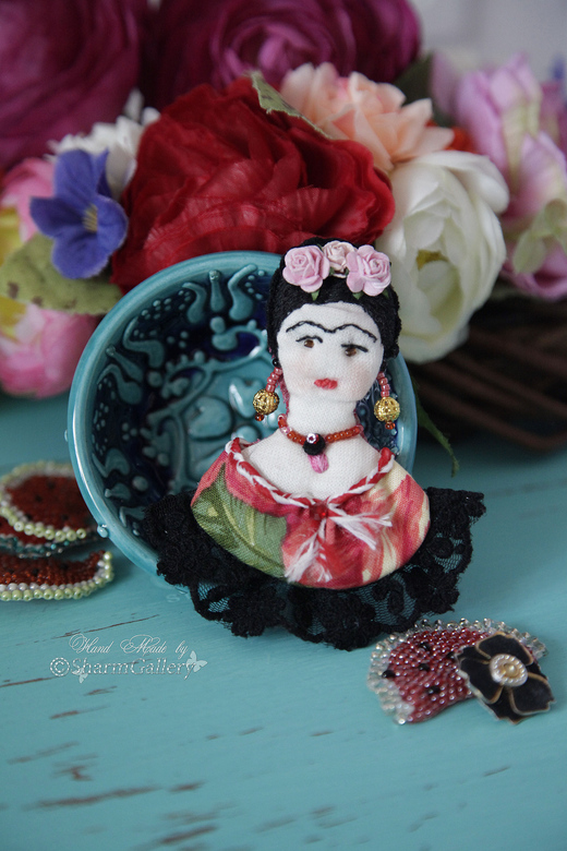 Брошь "Фрида", ручная, авторская работа.