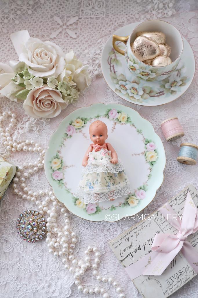 Пупсик, номерной девочка в платье, 10см., резина. ГДР.