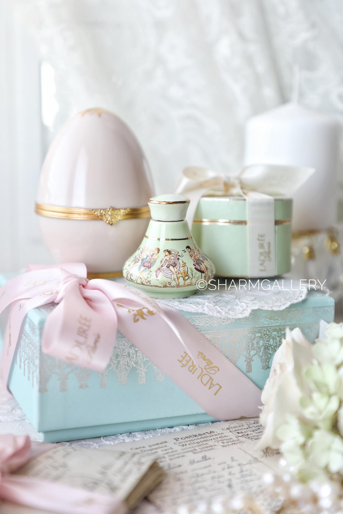 Флакон для духов нежно - салатовый, фарфор, роспись, Греция.