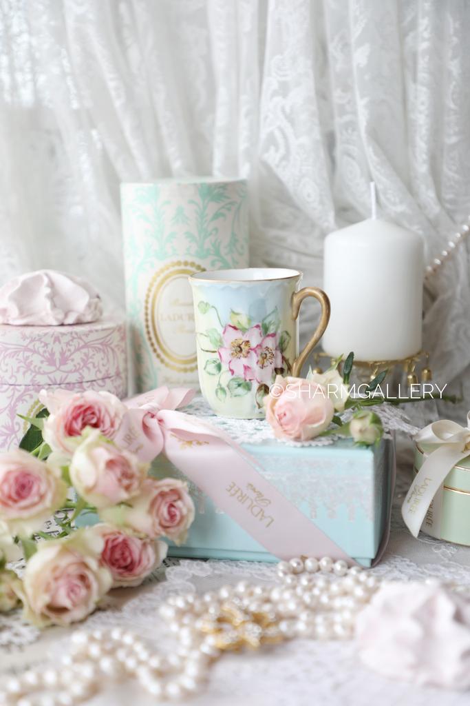 Антикварная кофейная чашка Цветок шиповника, фарфор Haviland Limoges (Лимож) Франция.