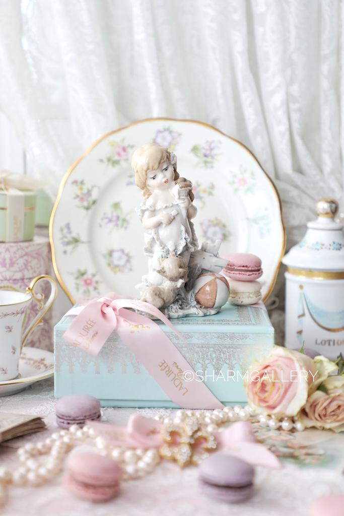 Статуэтка Девочка с котенком ест мороженное Florence, Giuseppe Armani, Каподимонте Италия 1987г.