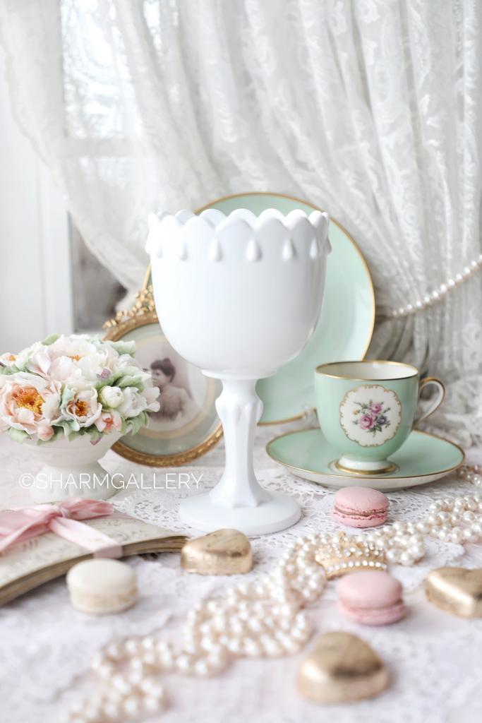 Антикварная Ваза/Креманка 17,5см., белое молочное (опаловое) стекло, Европа.