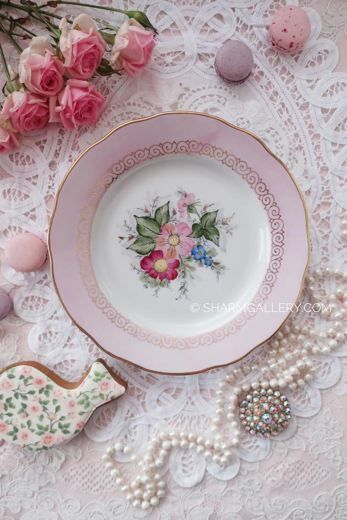 Тарелка 19,5см, «Летний букет» фарфор, авторская роспись, Гжель.