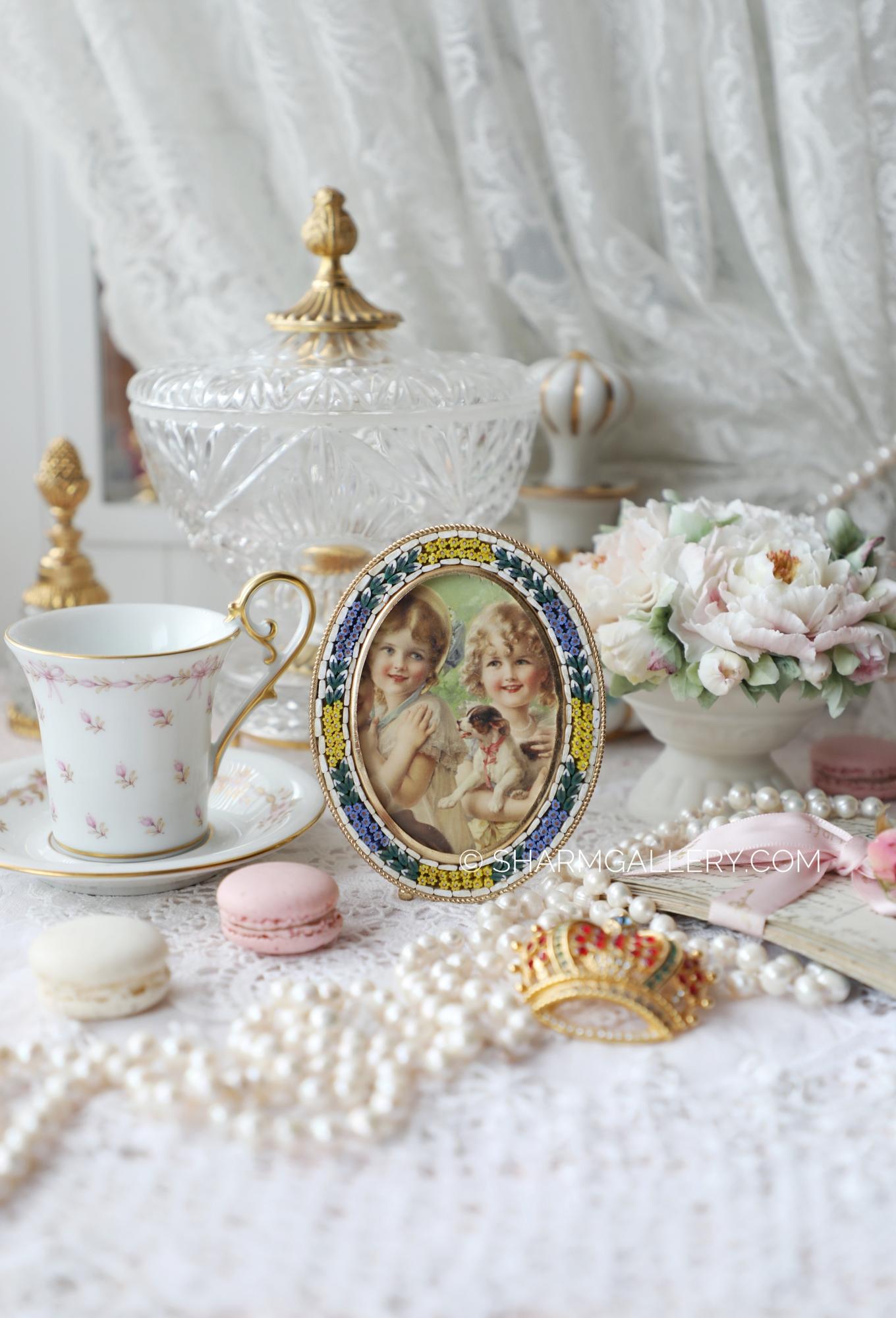 Антикварная овальная фоторамка микромозаика, Италия.