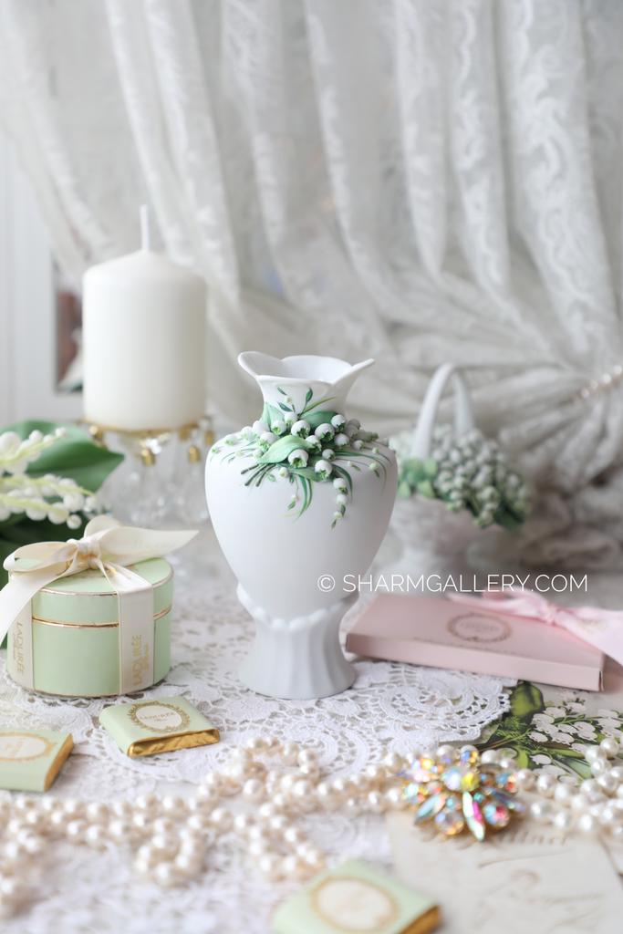 Ваза «Ландыши» 13см., авторский бисквитный Кисловодский фарфор.