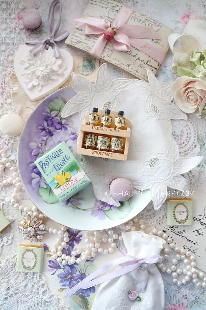 Магнит коллекционный «Ящик с оливковым маслом»  Франция.