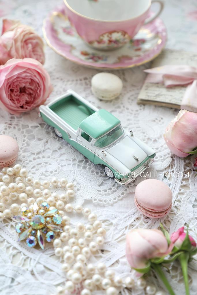 Ретро машинка Ford 1957г, кабриолет, модель масштаб 1:43.