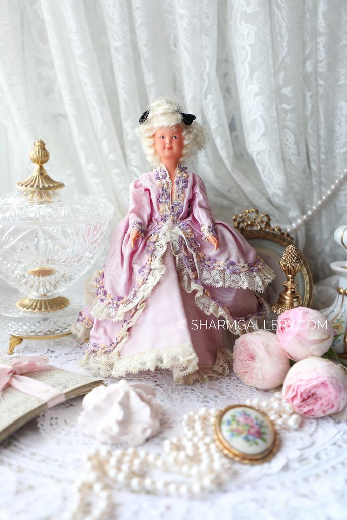 Старинная кукла 24см. «Маркиза» колкий пластик, Франция.