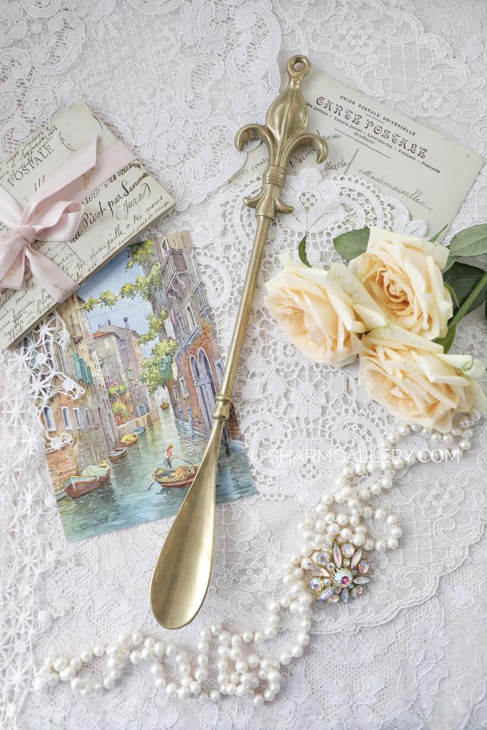 Обувная винтажная ложка латунь "Флер де Лис", ложка для обуви Италия.