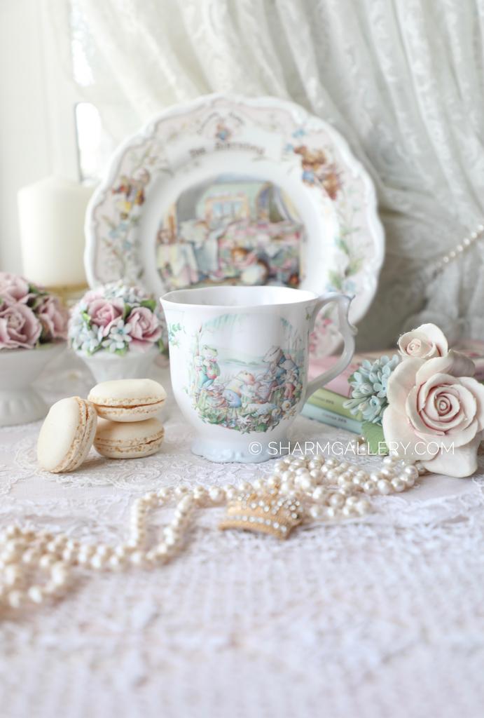 Кружка чайная “The Picnic” 270ml по сказке Ветер в ивах, фарфор ROYAL ALBERT Англия 1987г.