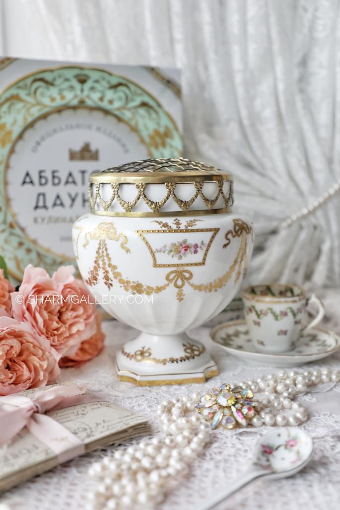 Антикварная ваза Роузбол Rose Bowl, костяной фарфор старая Англия.