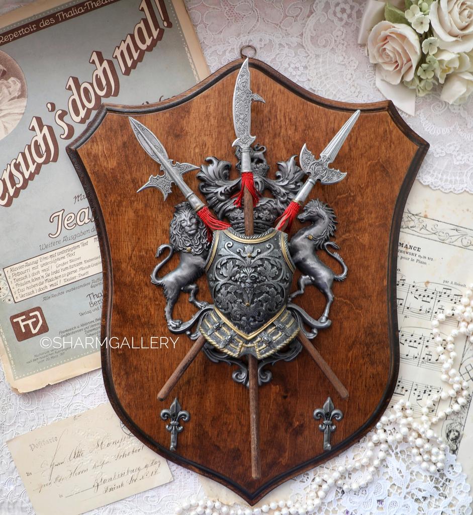 Интерьерное панно Рыцарские доспехи - Трофеи, ключница Balestra, Италия.