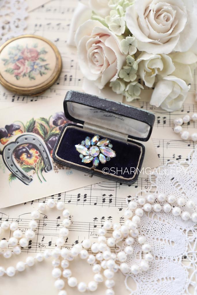 Брошь №14 Винтажная брошка со стеклянными стразами, Яблонекс Чехословакия