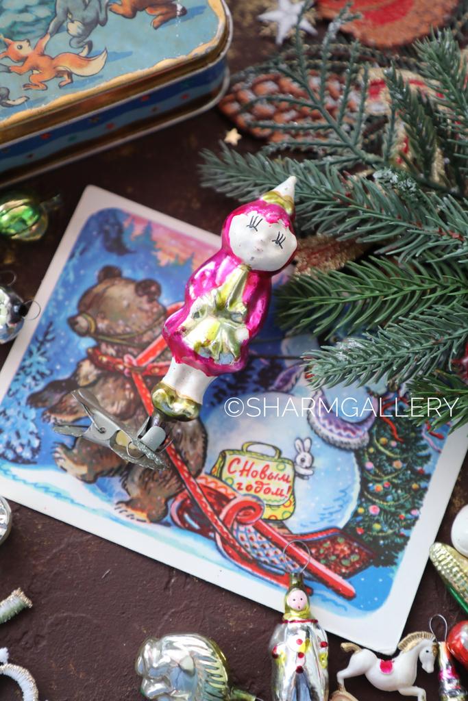 Ёлочная игрушка Девочка Редиска из сказки "Чиполлино" СССР. №7