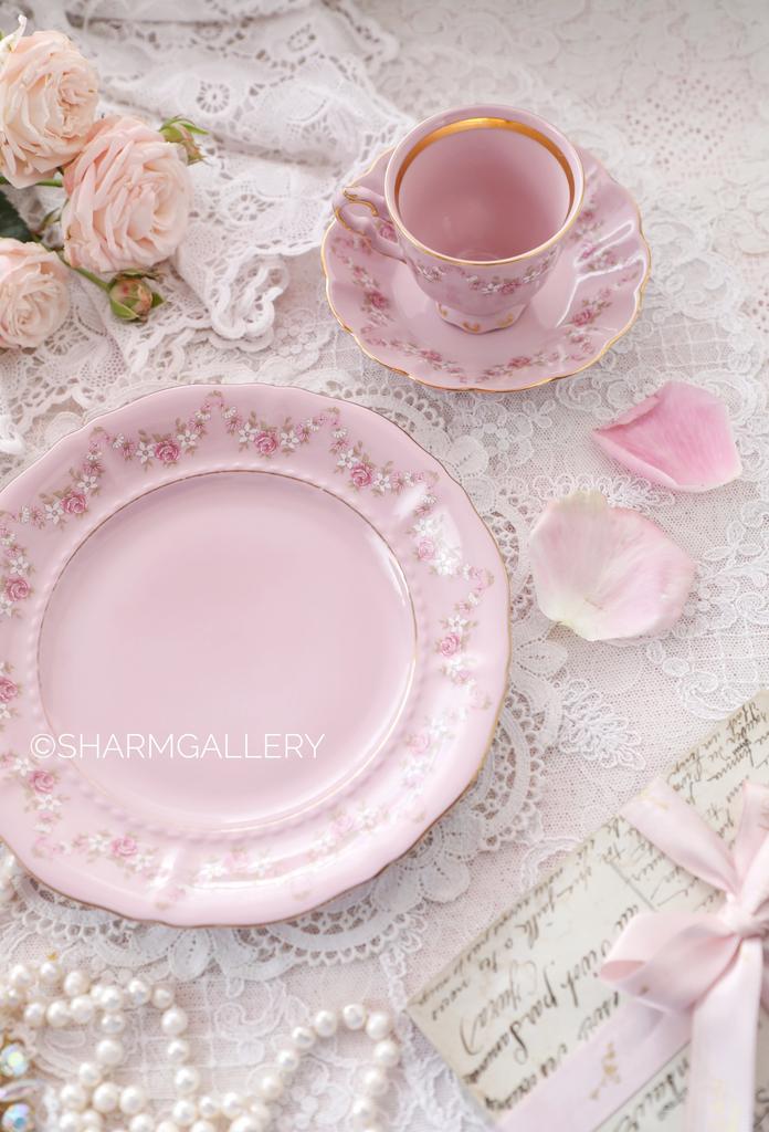 Тарелка пирожковая сервировочная 17см «Розовая соната» розовый фарфор Leander Чехия.