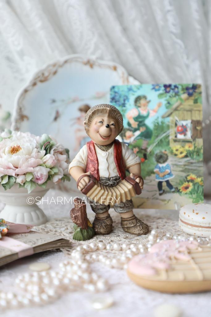 Редкость! Mecki/Мекки немецкий ежик еж «Ежик с гармошкой» бисквитный фарфор Goebel + открытка. Германия