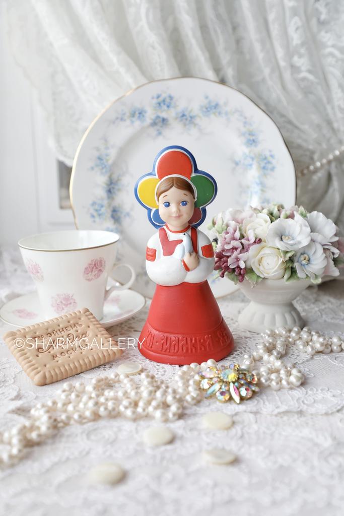 Резиновая игрушка кукла "Катюша" символ XII Всемирный фестиваль молодёжи и студентов 1985г., СССР. №3