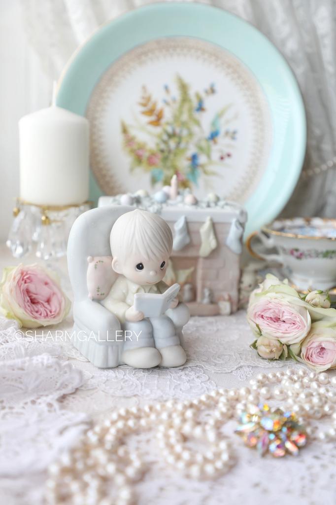 Пара статуэток «У камина» бисквитный фарфор Precious Moments/Драгоценные Моменты Jonathan & David Enesco