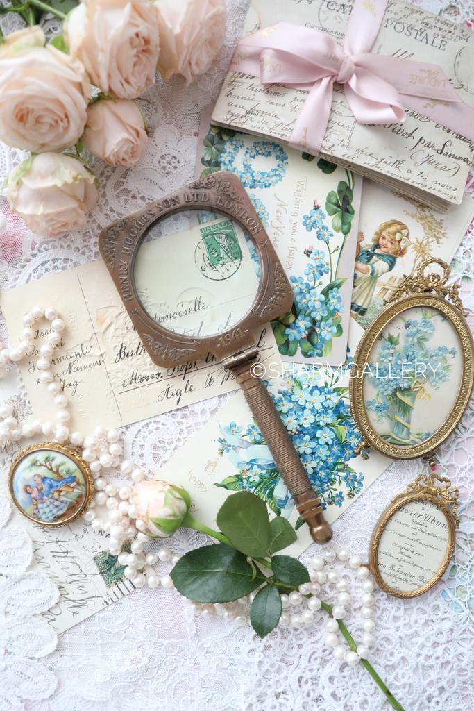 Редкость! Лупа бронзовая складная в кожаном кофре 1941г., Henry Hughes Son Ltd London, Англия.