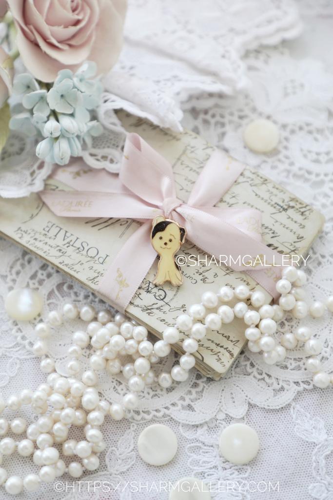 Значок щенок Шарик из мультфильма «Котенок по имени Гав» СССР.