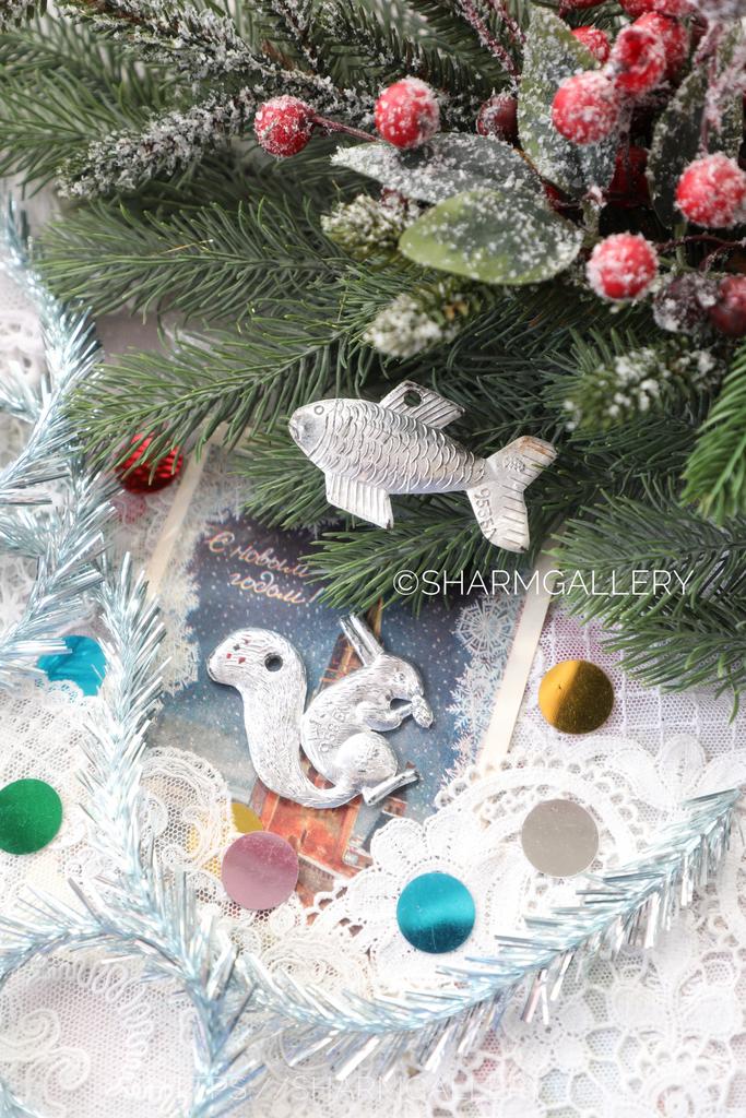 Набор игрушек «Белочка и Рыбка» №193 Елочные игрушки, СССР.