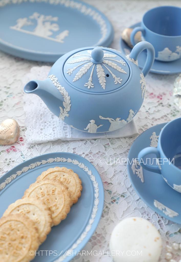 Редкость! Заварочный чайник 460мл. бисквитный голубой фарфор Англия, Wedgwood