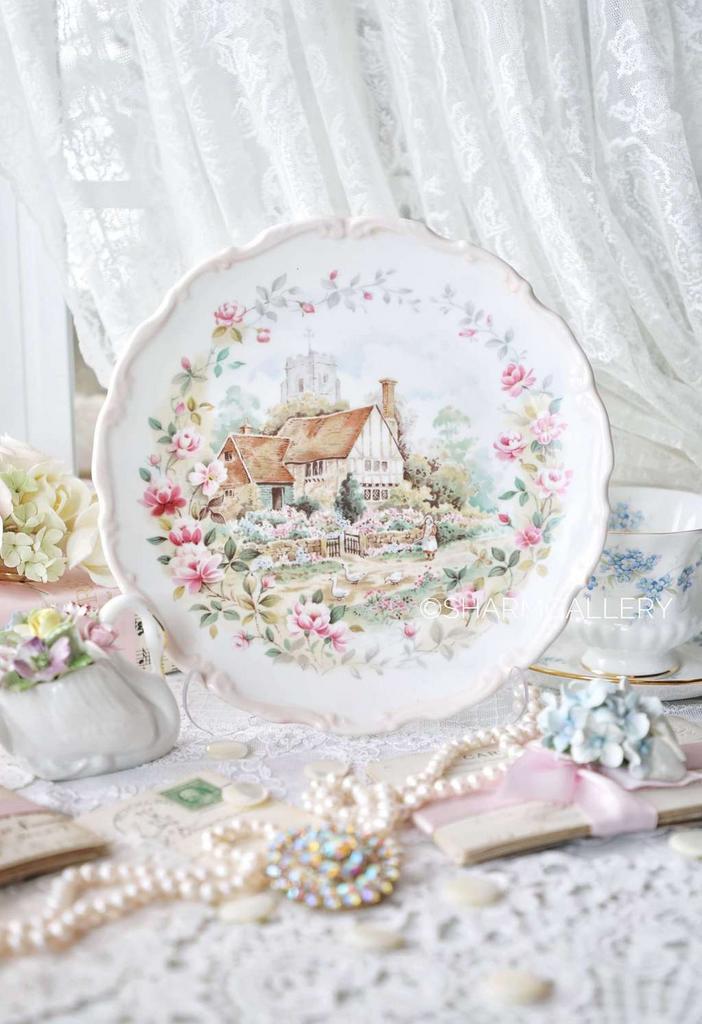 Тарелка времена года «Summer» Лето костяной фарфор Royal Albert Англия 1984г.