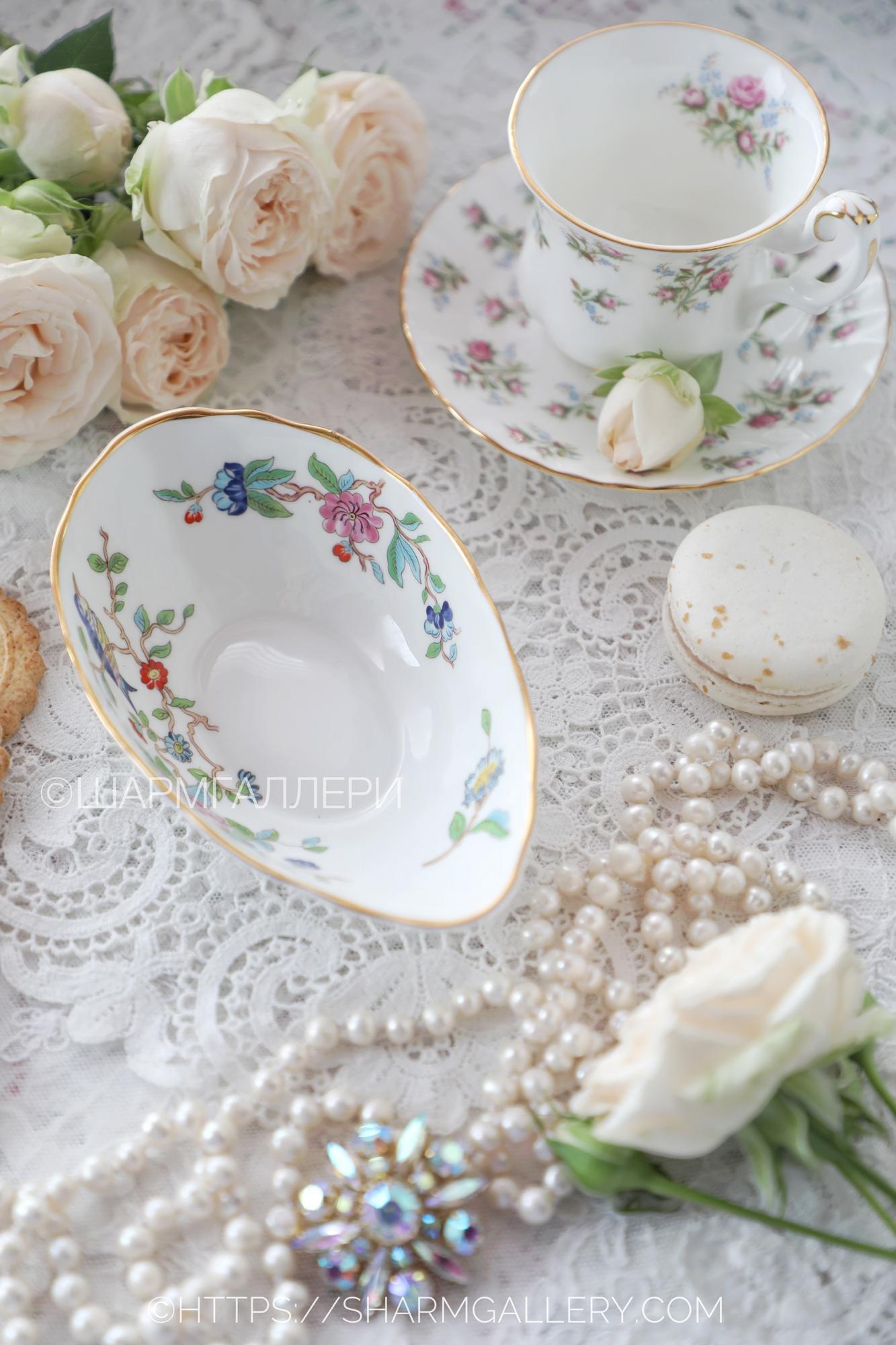 Розетка - орешница «Pembroke» костяной фарфор Aynsley (Эйнсли) Англия.