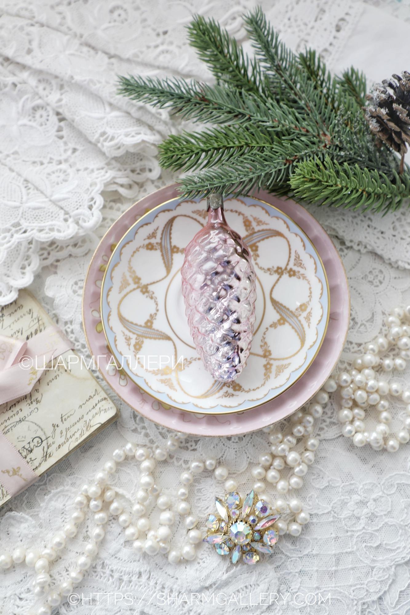 Шишка - Льдинка розовая №23 елочная игрушка, стекло СССР.