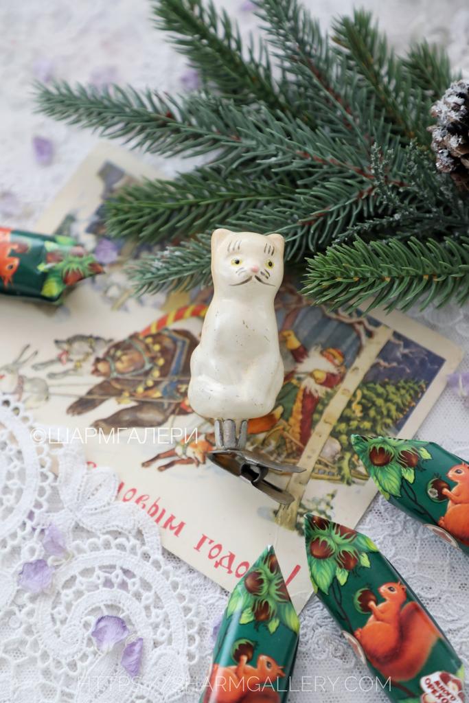 Кошка Мурёнка из сказки "Серебряное копытце" №5. Елочная игрушка стекло на прищепке СССР.