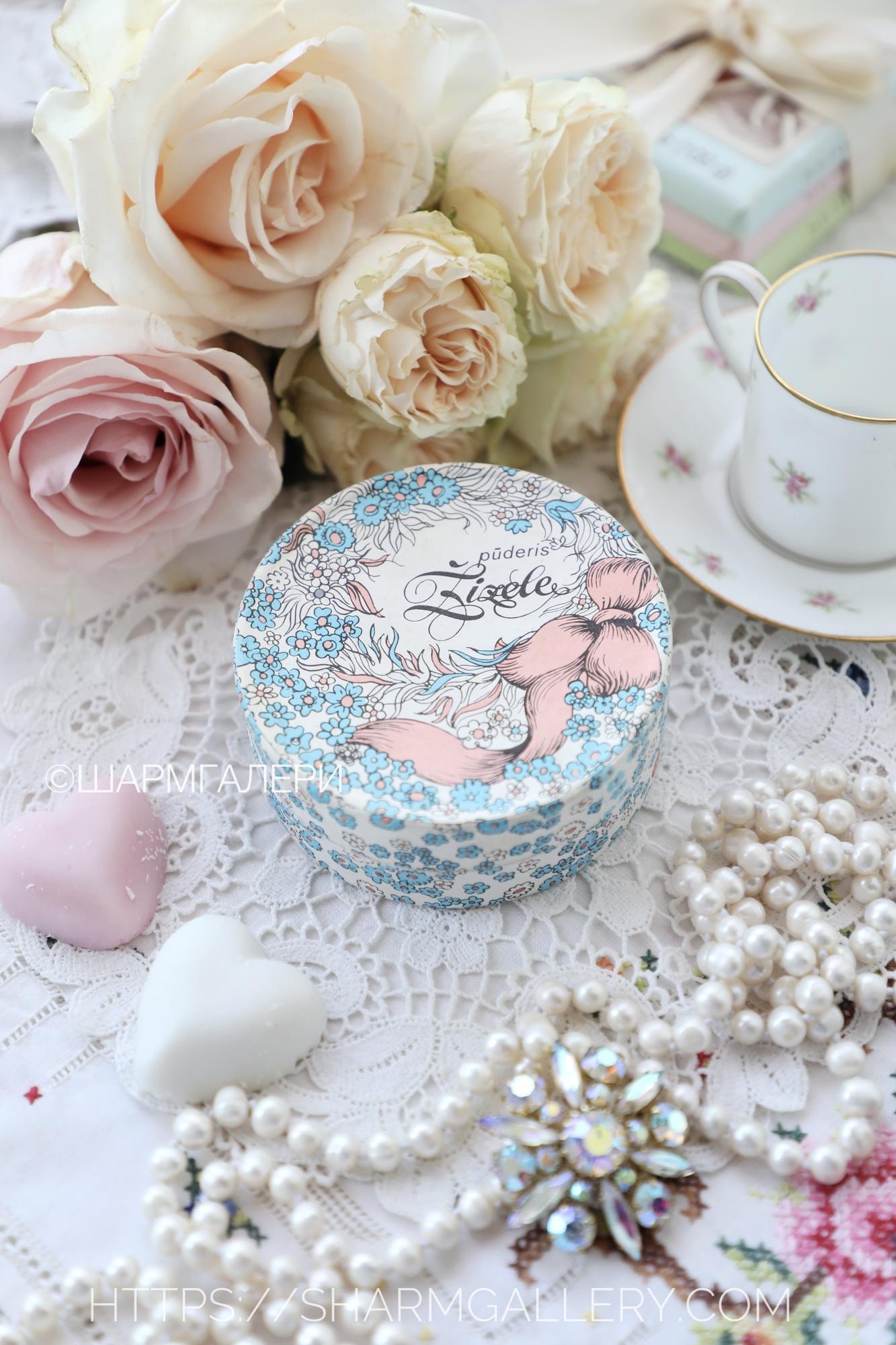 Пудра "Жизель" в коробке ф-ка Дзинтарс, СССР